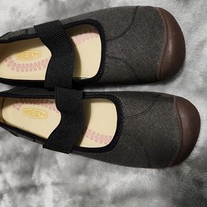 Keen Sienna shoes